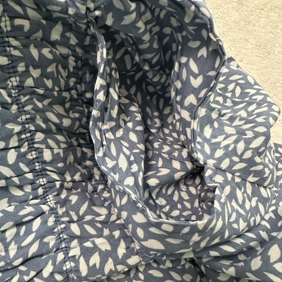 Sincerely Jules Blue White Leaf Print Off Shoulder Jumpsuit Size XL - Picture 5 of 17